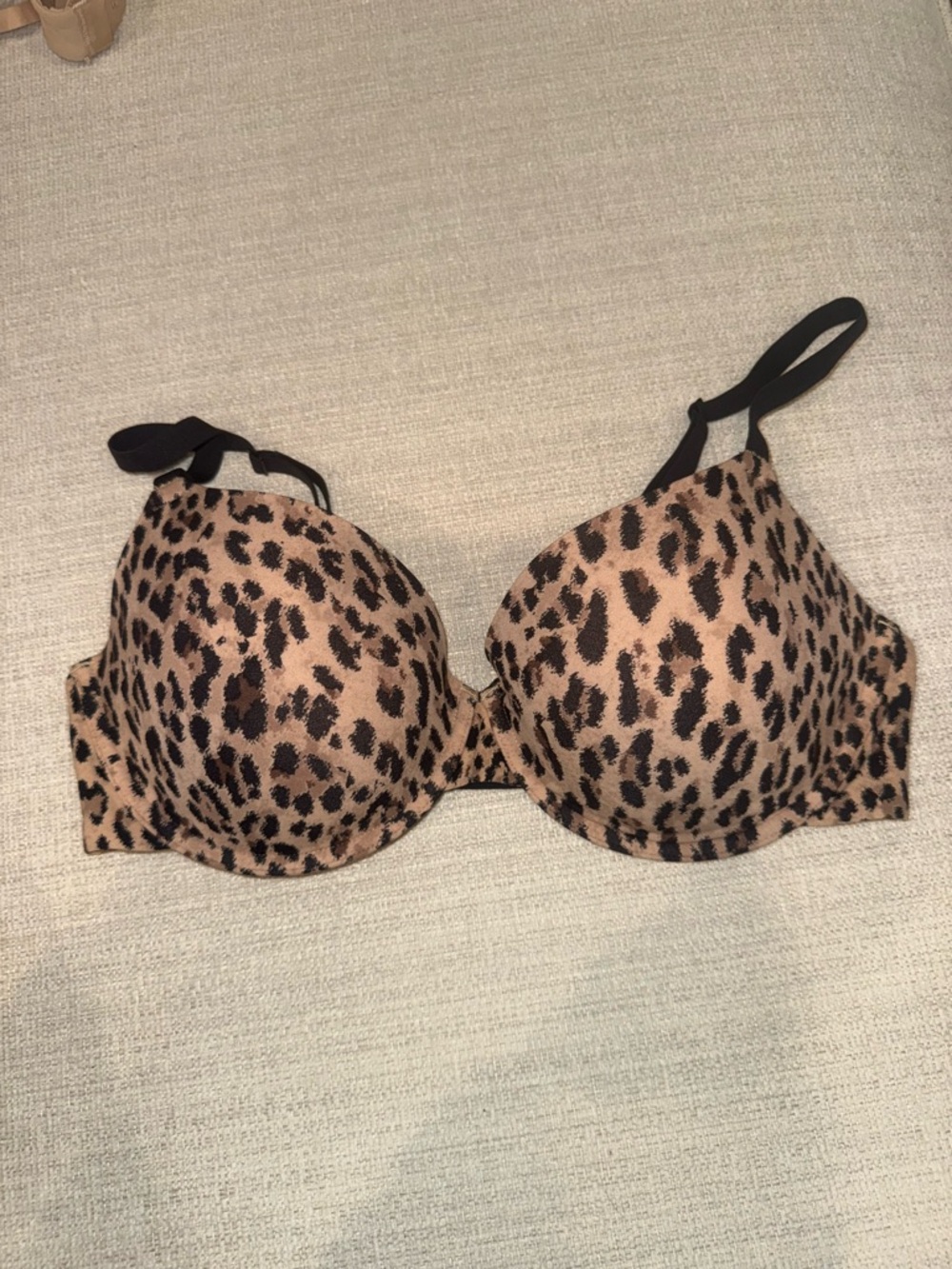 SKIMS Fits Everybody T-Shirt Bra | Sienna Jaguar Print